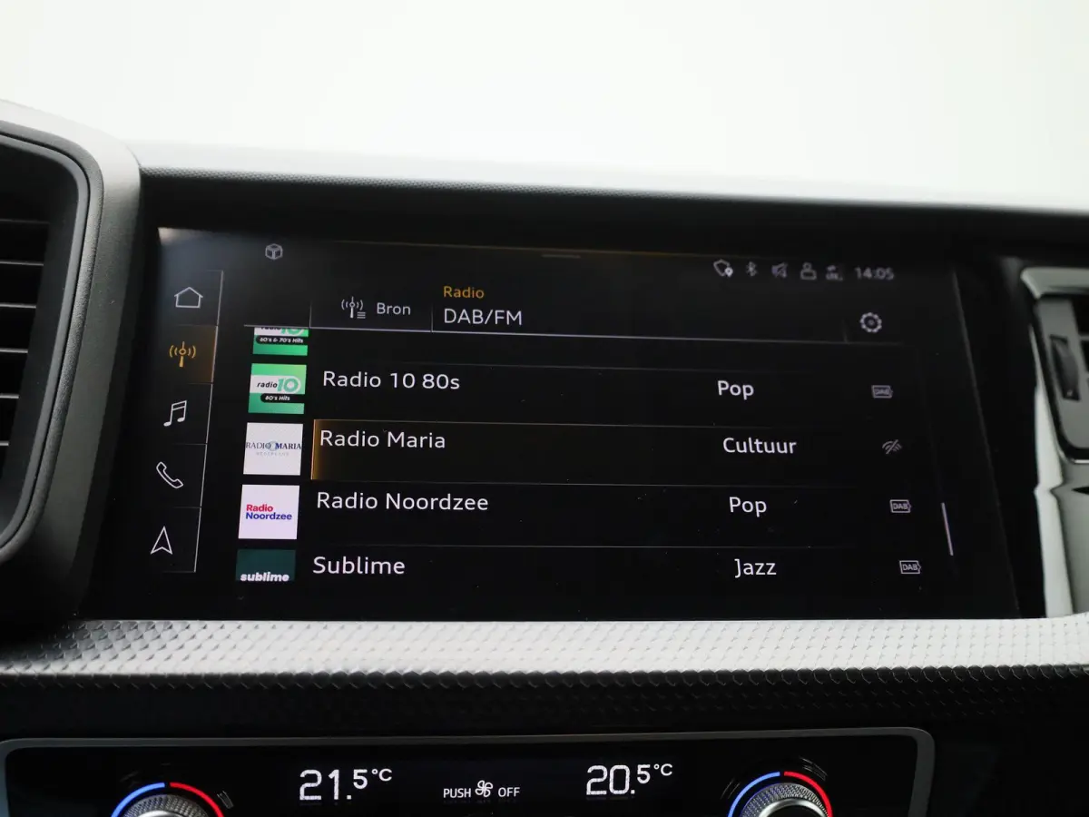 1.0 25 TFSI Pro Line 95 PK | Cruise Control | Parkeersensoren | Apple Carplay | Android Auto | Climate Control | Lichtmetalen velgen |