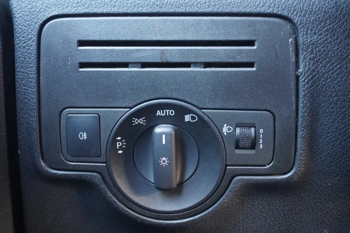 111 CDI Extra Lang - Airco - Camera - Radio - €7.450,- Excl.