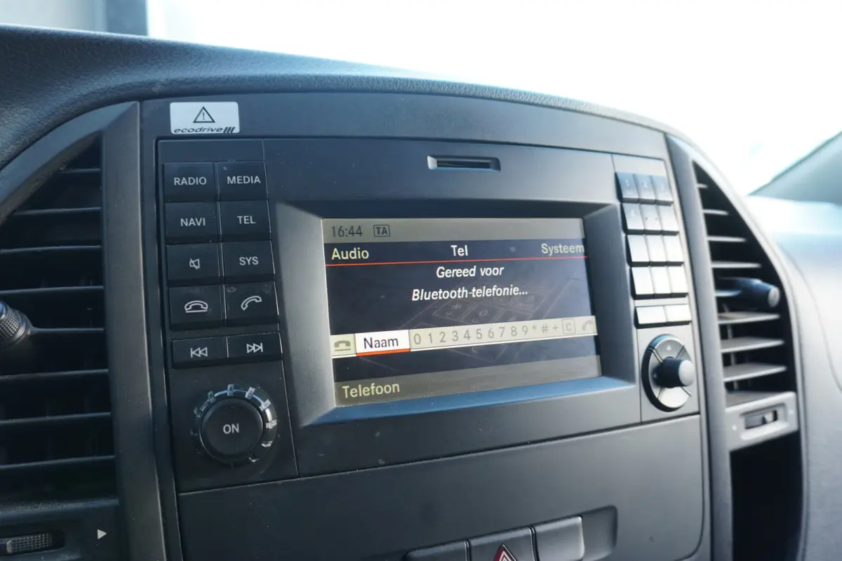 111 CDI Extra Lang - Airco - Camera - Radio - €7.450,- Excl.