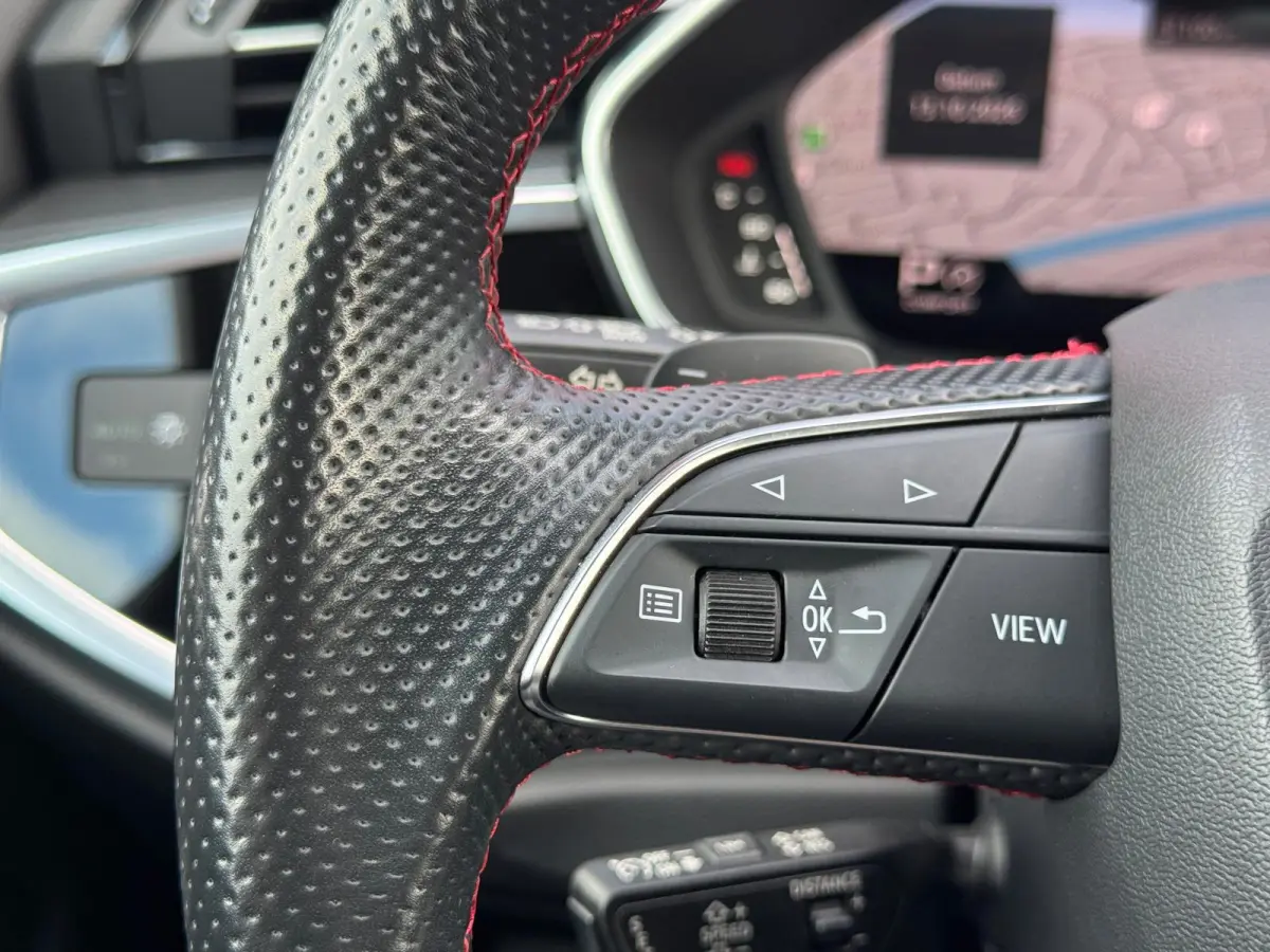 35 TFSI 3 X S-Line Uniek Vol | Panorama | Camera Parksens | Leder Red Stitch | Stoelverwarming| Keyless |Carplay