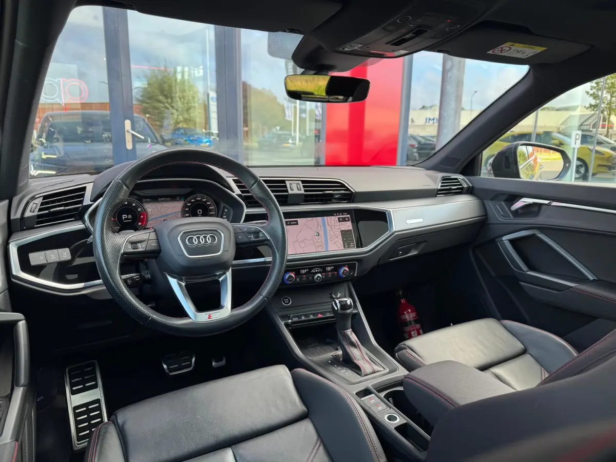 35 TFSI 3 X S-Line Uniek Vol | Panorama | Camera Parksens | Leder Red Stitch | Stoelverwarming| Keyless |Carplay
