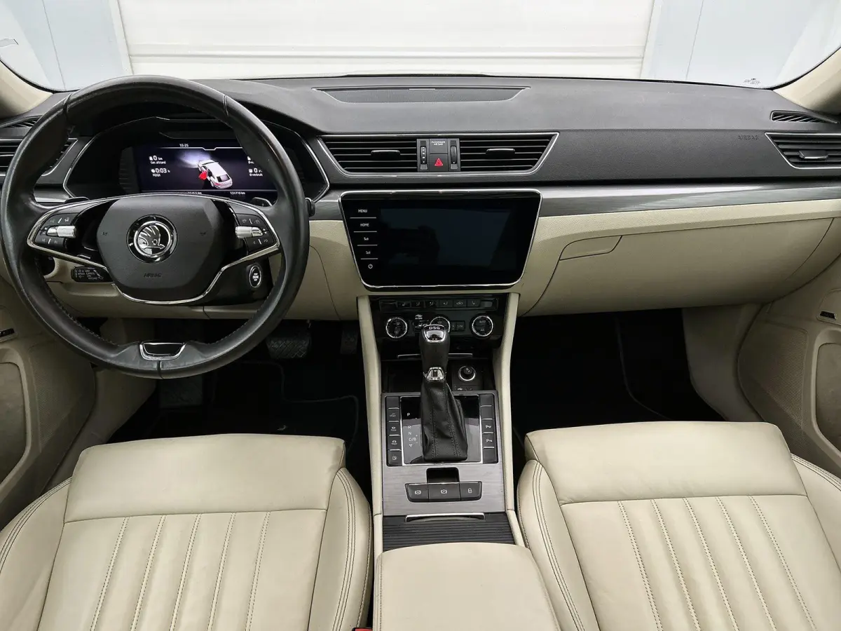 1.4 TSI iV Business | PANORAMADAK | STOELVERWARMING VOOR EN ACHTER | MEMORY STOELEN | CANTON | CLIMATE CONTROL | ADAPTIVE CRUISE CONTROL |