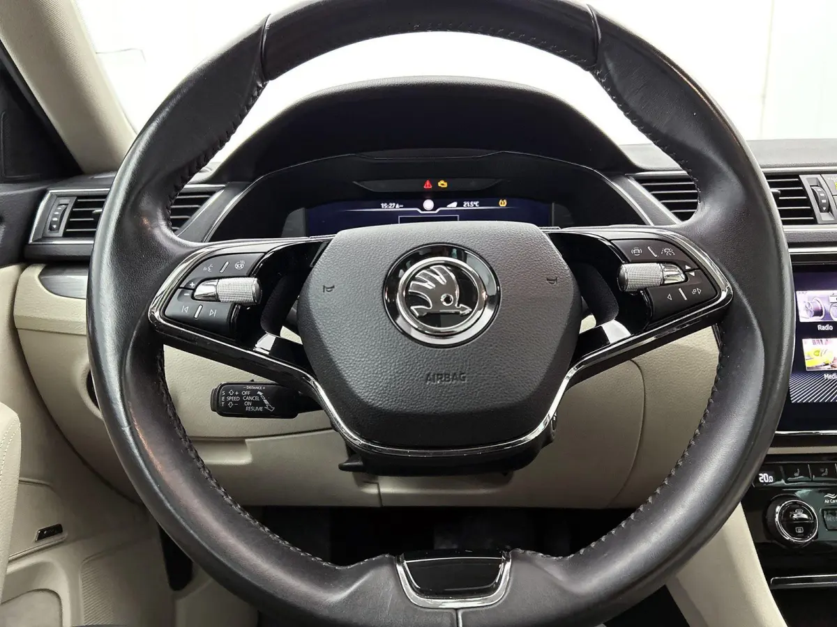1.4 TSI iV Business | PANORAMADAK | STOELVERWARMING VOOR EN ACHTER | MEMORY STOELEN | CANTON | CLIMATE CONTROL | ADAPTIVE CRUISE CONTROL |