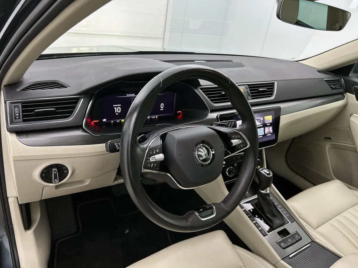 1.4 TSI iV Business | PANORAMADAK | STOELVERWARMING VOOR EN ACHTER | MEMORY STOELEN | CANTON | CLIMATE CONTROL | ADAPTIVE CRUISE CONTROL |