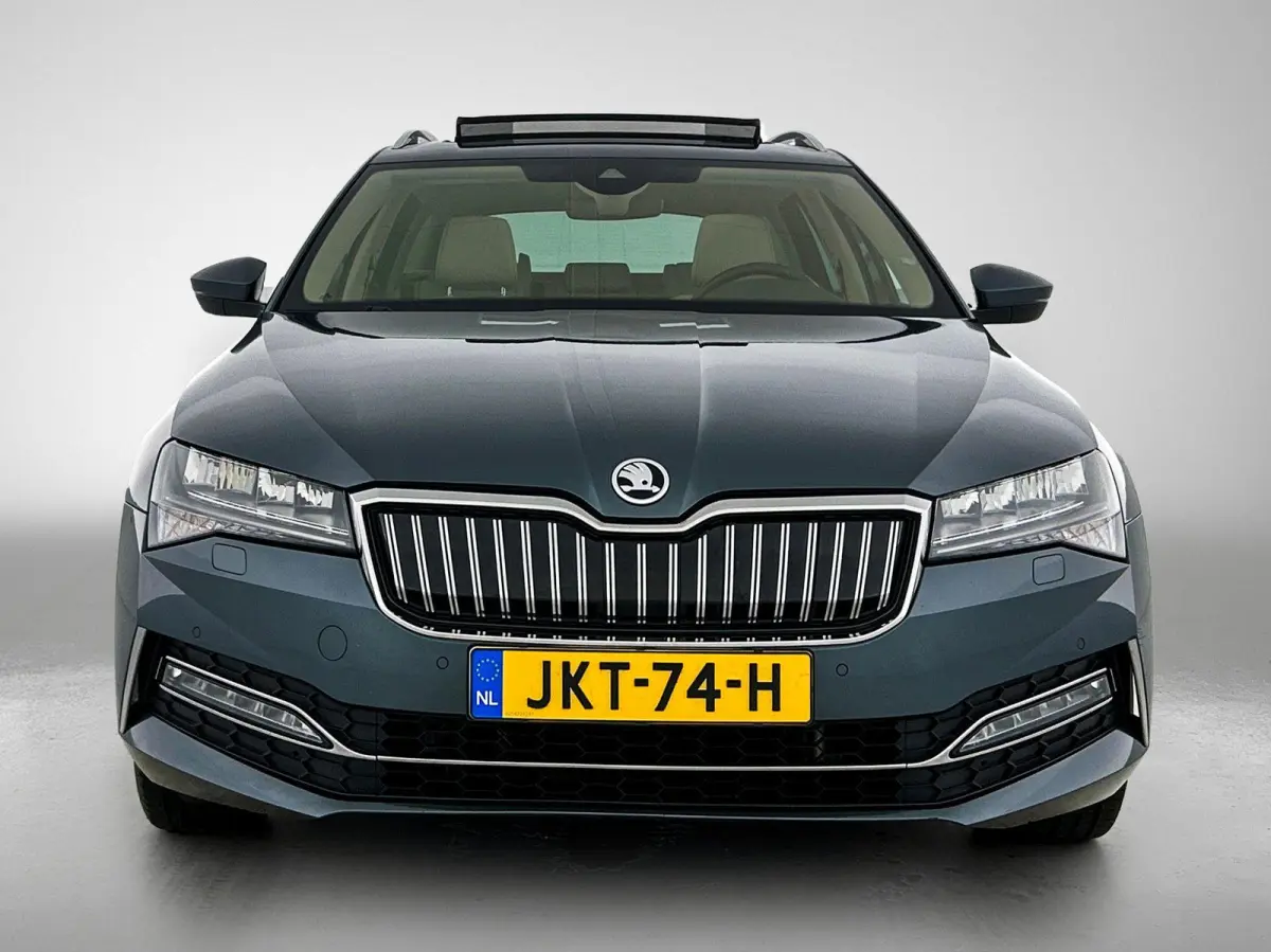 1.4 TSI iV Business | PANORAMADAK | STOELVERWARMING VOOR EN ACHTER | MEMORY STOELEN | CANTON | CLIMATE CONTROL | ADAPTIVE CRUISE CONTROL |
