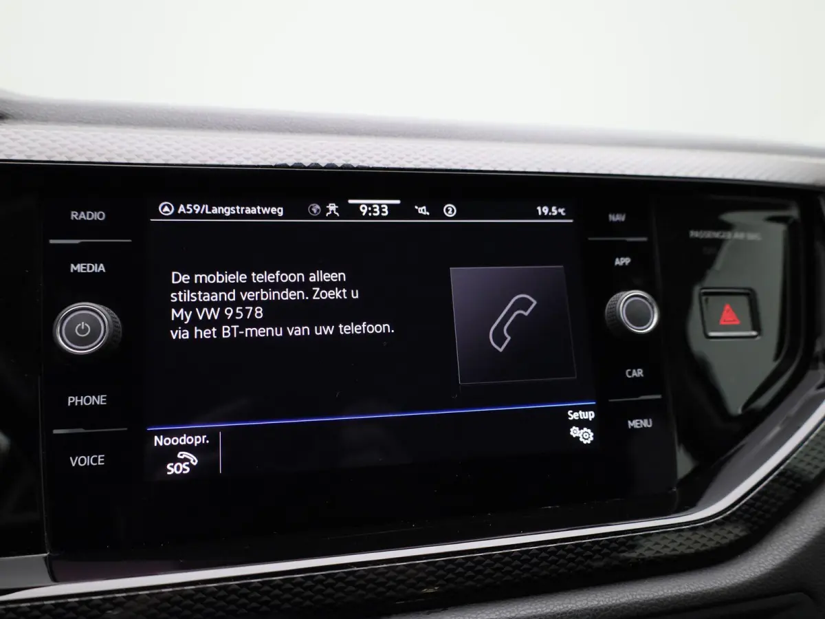 1.0 TSI Life Business | AUTOMATISCHE AIRCO | STOELVERWARMING | APPLE/ANDROID CARPLAY | PARKEERSENSOREN | NAVIGATIE | LICHTMETALEN VELGEN | 12 MAANDEN BOVAG GARANTIE |