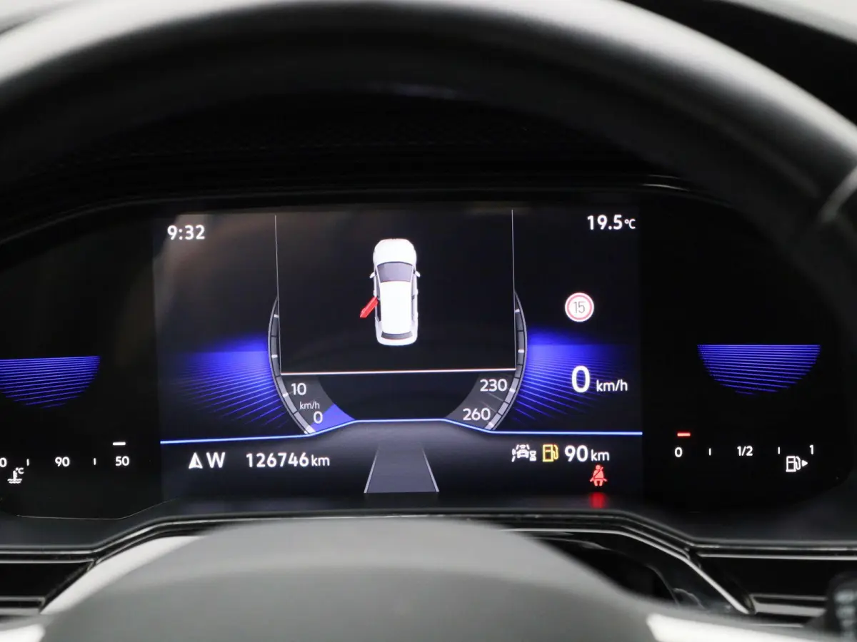 1.0 TSI Life Business | AUTOMATISCHE AIRCO | STOELVERWARMING | APPLE/ANDROID CARPLAY | PARKEERSENSOREN | NAVIGATIE | LICHTMETALEN VELGEN | 12 MAANDEN BOVAG GARANTIE |