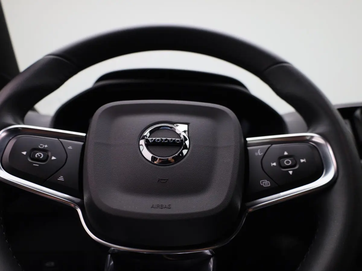 Core | Automaat | Apple Carplay / Android Auto | Camera | Parkeersensoren | 12 MAANDEN BOVAG GARANTIE |