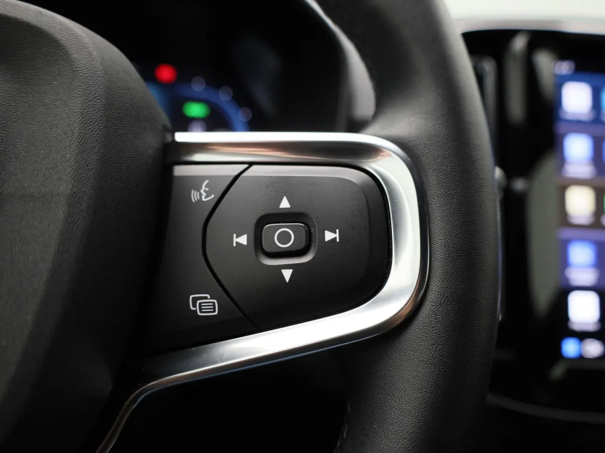 Core | Automaat | Apple Carplay / Android Auto | Camera | Parkeersensoren | 12 MAANDEN BOVAG GARANTIE |