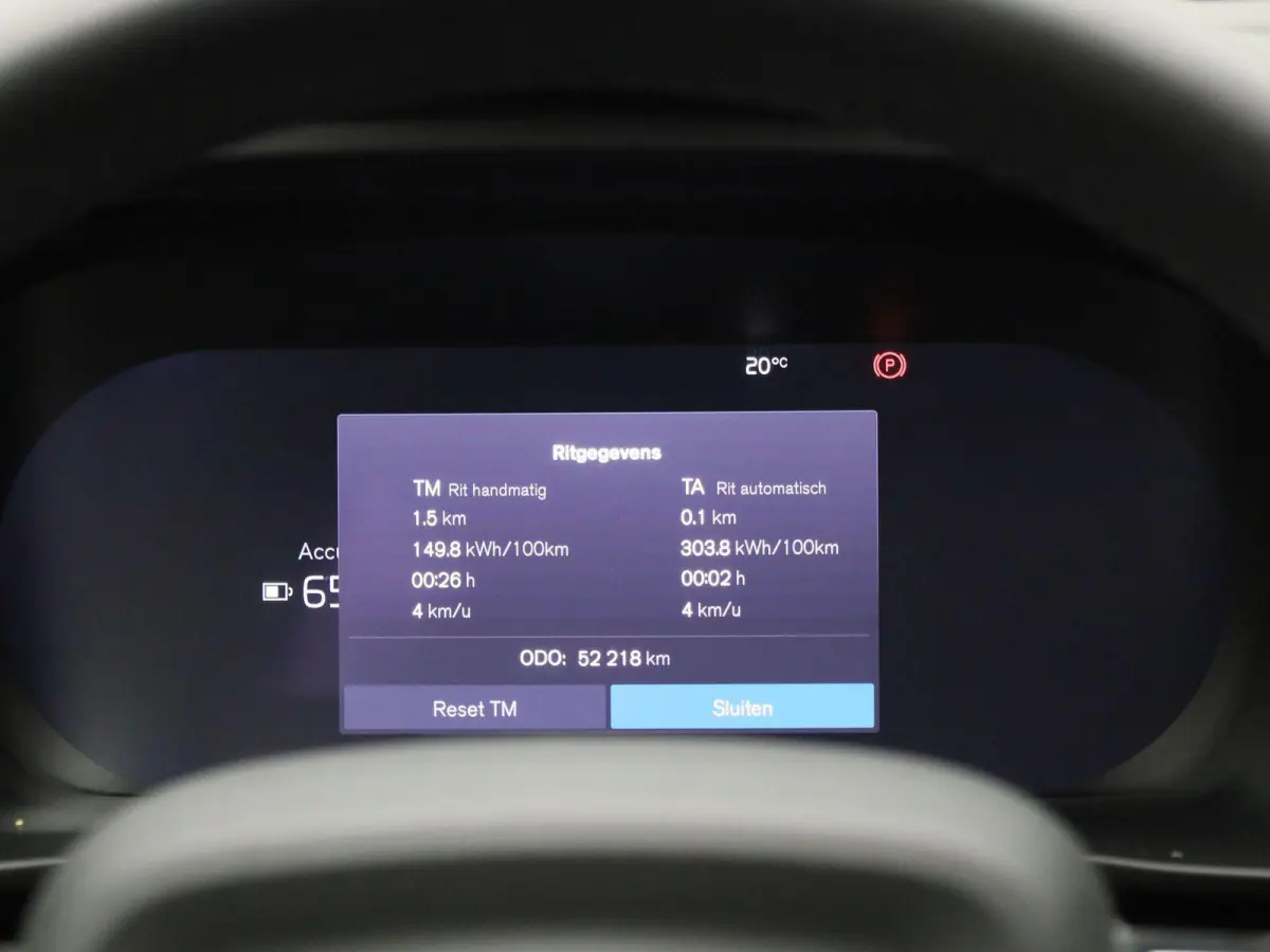 Core | Automaat | Apple Carplay / Android Auto | Camera | Parkeersensoren | 12 MAANDEN BOVAG GARANTIE |