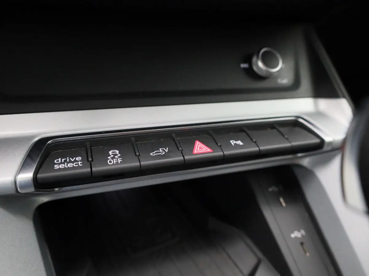 45 TFSI e Business Edition