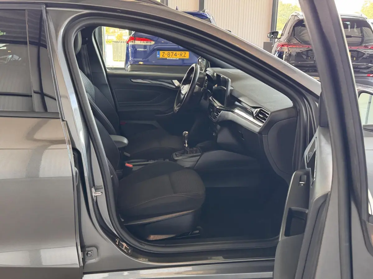 1.0 MHEV Hybrid 92kW ST Line