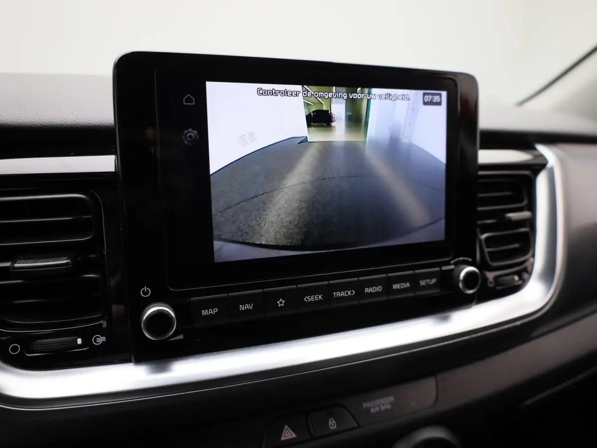 1.0 T-GDi MHEV DynamicPlusLine | Apple Carplay / Android Auto | Camera | Navigatie | Climate Control | Parkeersensoren | Lichtmetalen Velgen |