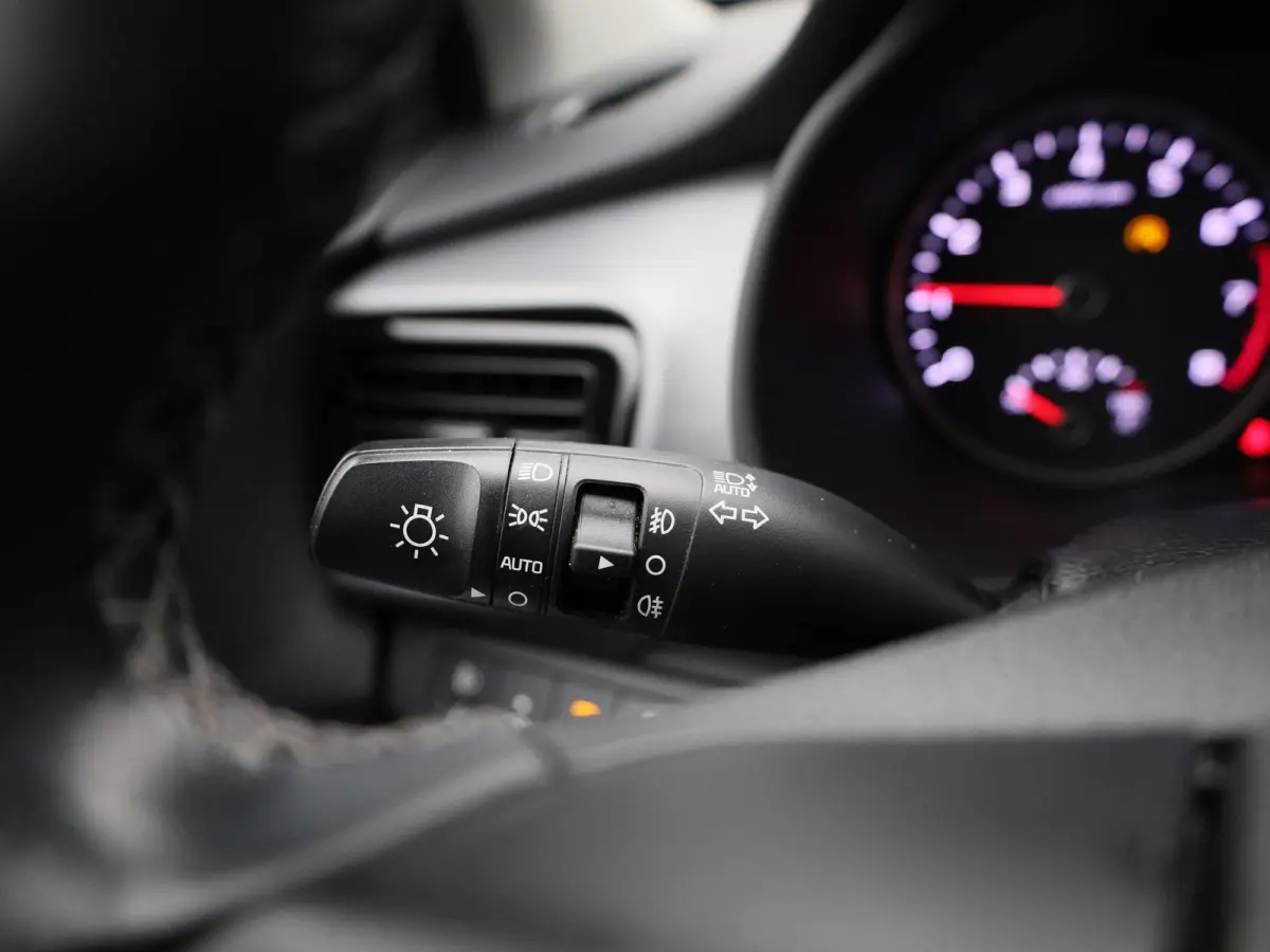 1.0 T-GDi MHEV DynamicPlusLine | Apple Carplay / Android Auto | Camera | Navigatie | Climate Control | Parkeersensoren | Lichtmetalen Velgen |