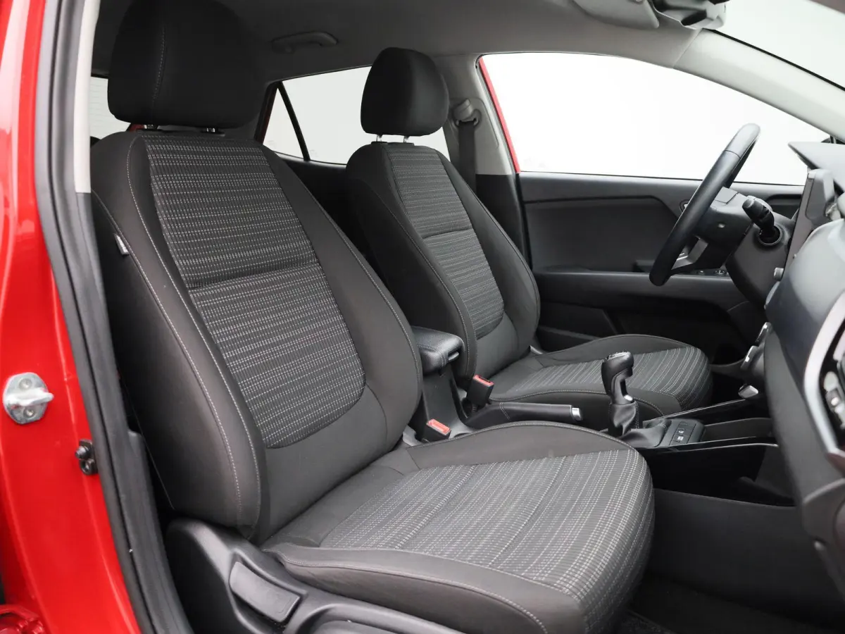 1.0 T-GDi MHEV DynamicPlusLine | Apple Carplay / Android Auto | Camera | Navigatie | Climate Control | Parkeersensoren | Lichtmetalen Velgen |