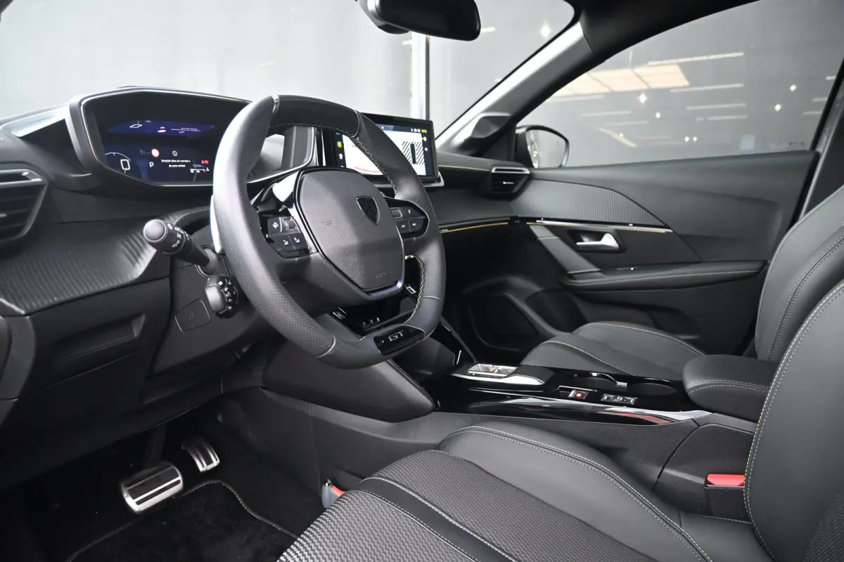 1.2 Hybrid 110 e-DCS6 GT tot 8 Jaar Garantie! | Navigatie | Sfeerverlichting | 360 Camera | Dodehoekdetectie | Climate Control | !!