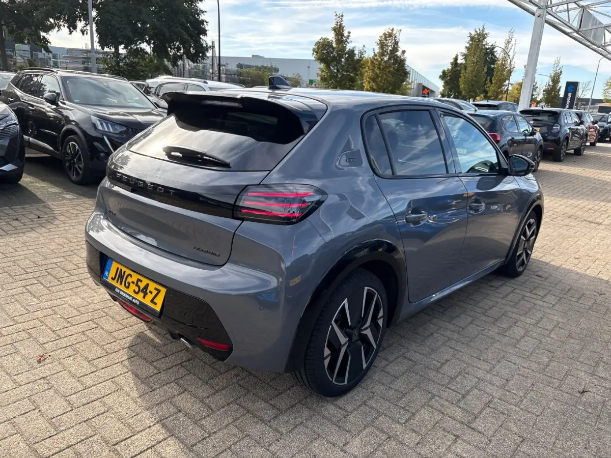 1.2 Hybrid 110 e-DCS6 GT tot 8 Jaar Garantie! | Navigatie | Sfeerverlichting | 360 Camera | Dodehoekdetectie | Climate Control | !!