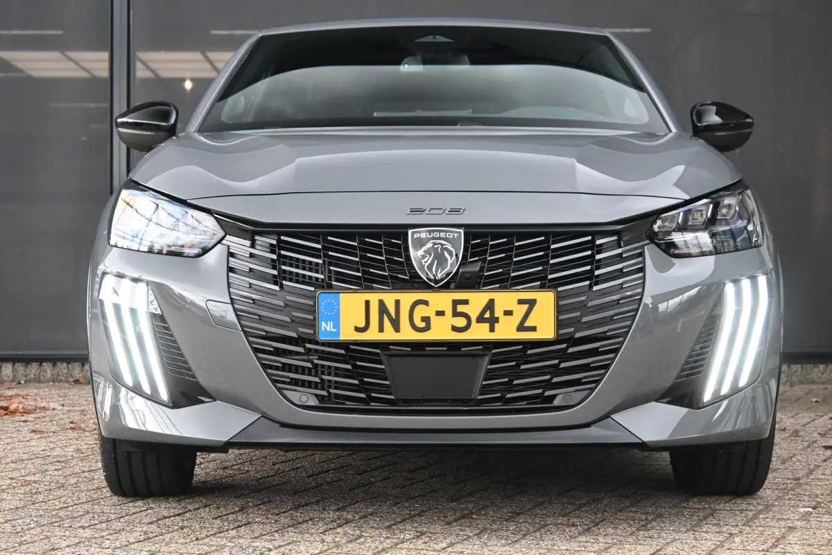 1.2 Hybrid 110 e-DCS6 GT tot 8 Jaar Garantie! | Navigatie | Sfeerverlichting | 360 Camera | Dodehoekdetectie | Climate Control | !!
