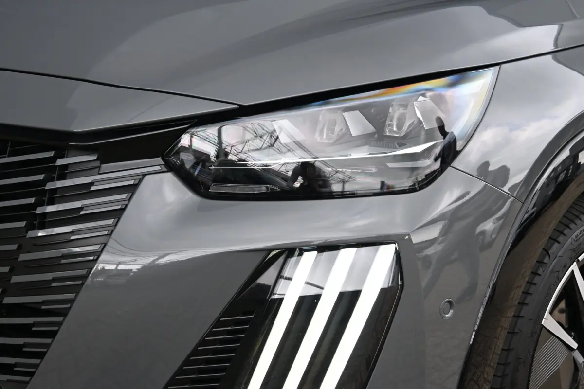 1.2 Hybrid 110 e-DCS6 GT tot 8 Jaar Garantie! | Navigatie | Sfeerverlichting | 360 Camera | Dodehoekdetectie | Climate Control | !!