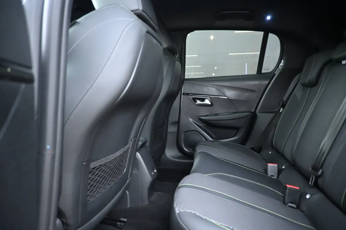 1.2 Hybrid 110 e-DCS6 GT tot 8 Jaar Garantie! | Navigatie | Sfeerverlichting | 360 Camera | Dodehoekdetectie | Climate Control | !!