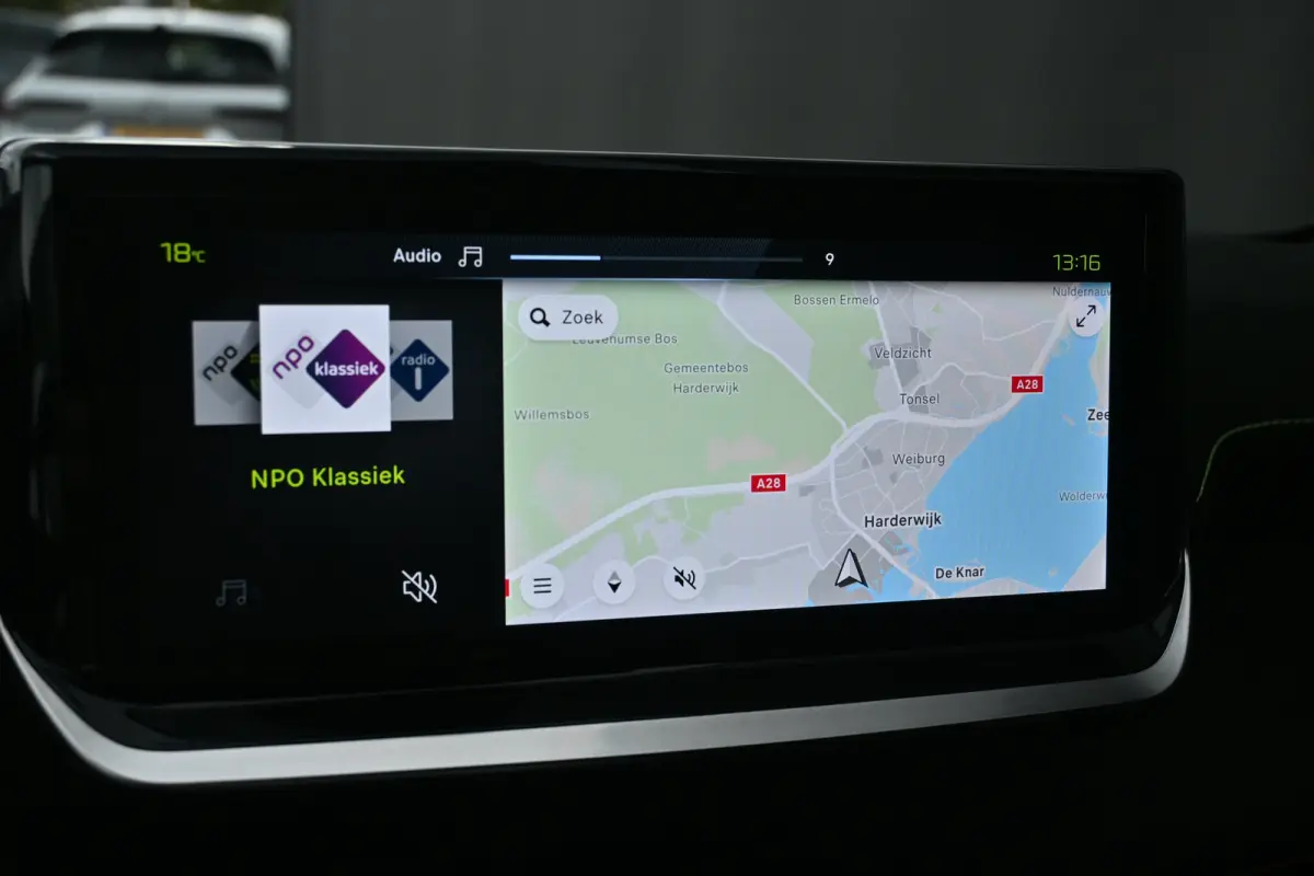 1.2 Hybrid 110 e-DCS6 GT tot 8 Jaar Garantie! | Navigatie | Sfeerverlichting | 360 Camera | Dodehoekdetectie | Climate Control | !!