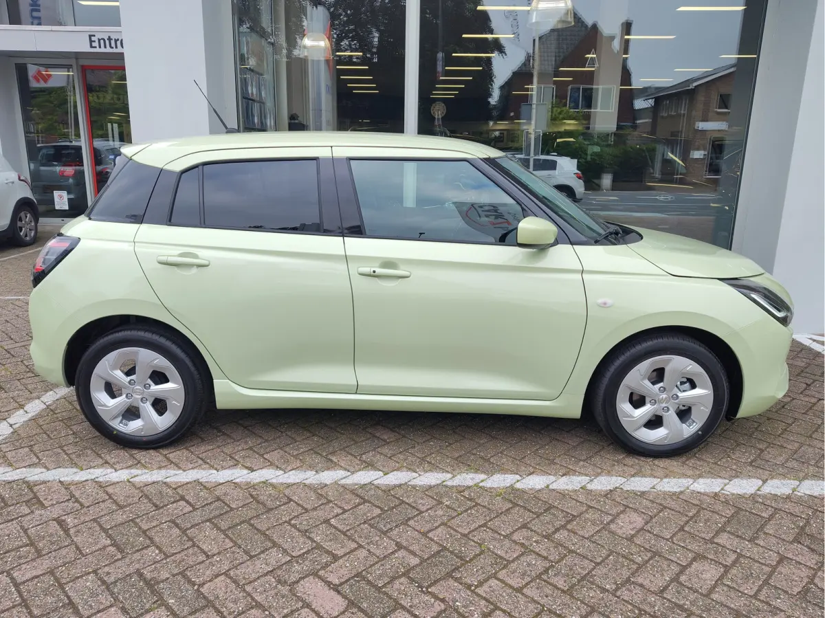 1.2 STYLE SMART HYBRID Direct Leverbaar | Tot 10 JAAR GARANTIE! Inclusief € .2.500,- Voorraad Voordeel