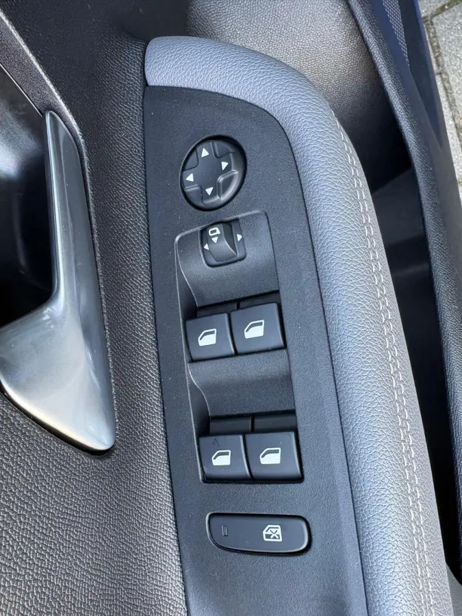 1.2 Turbo Elegance Camera/Trekhaak/Gr.-Navigatie/Stoel-stuurverwarming