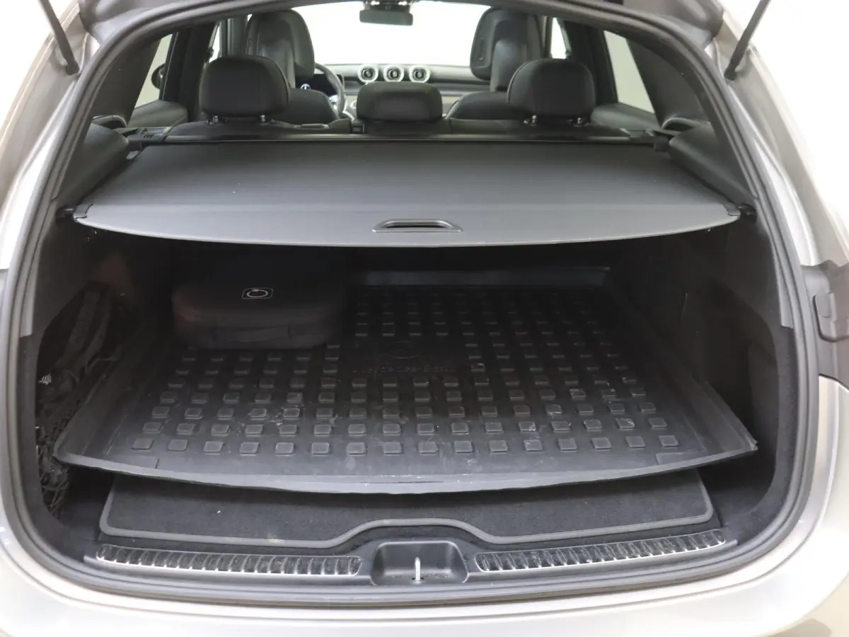 4MATIC AMG Line Premium/ AIRMATIC/ Achterasbesturing/ Memory/ Panoramadak / 360 Camera/ Digital Light