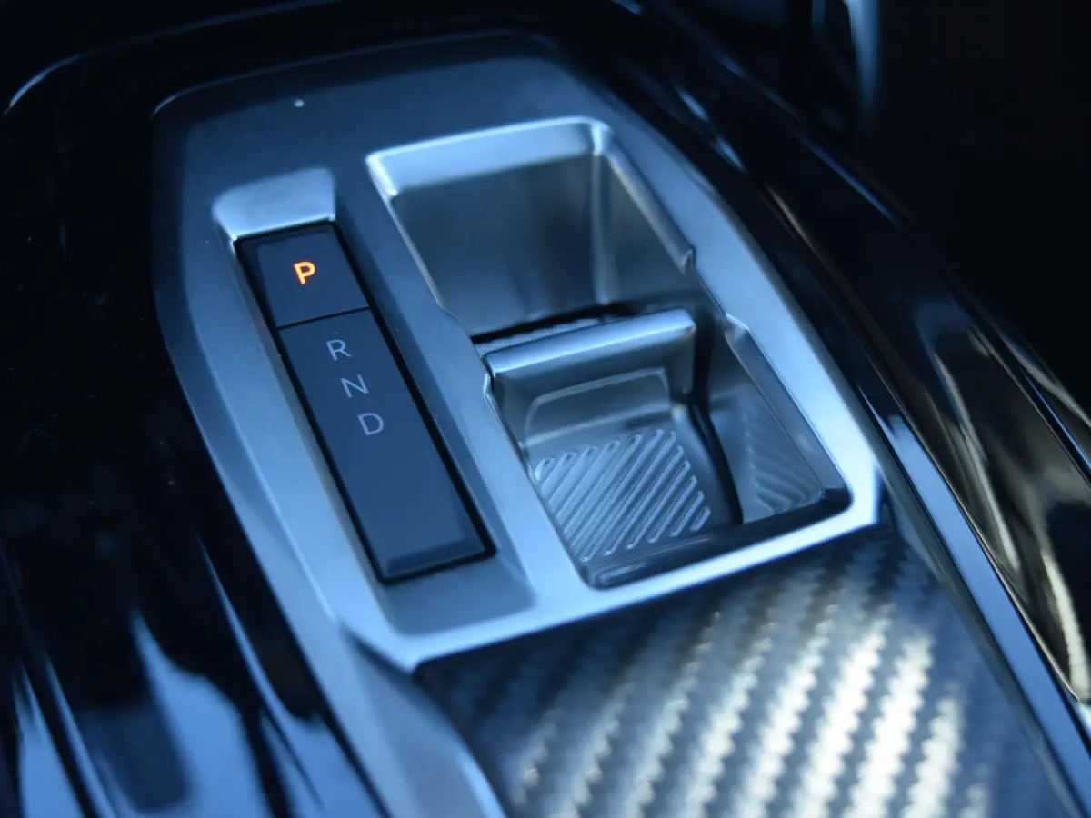 1.2 Hybrid 145 GT