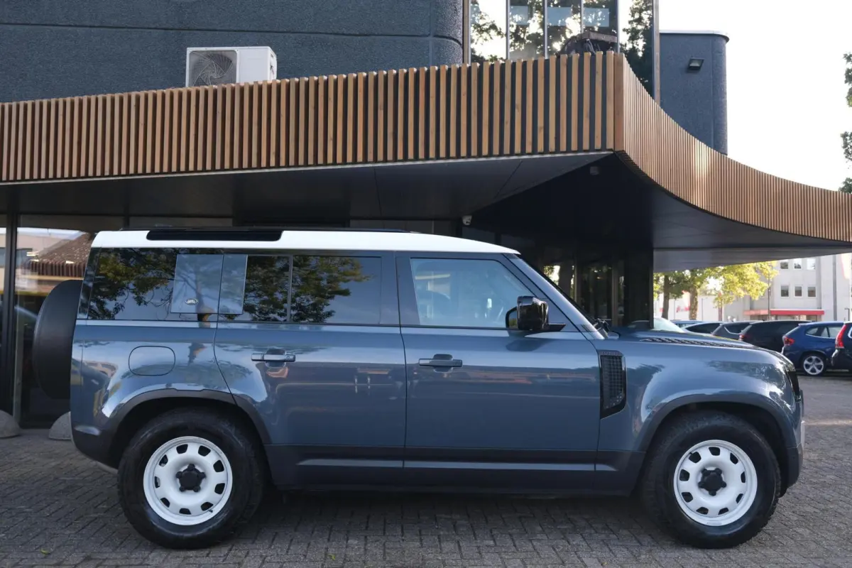 2.0 D240 S|RIJKLAAR!|360° Camera|LaneAssist|AppleCarplay|AndroidAuto|Keyless|4X4|Dealeronderhouden