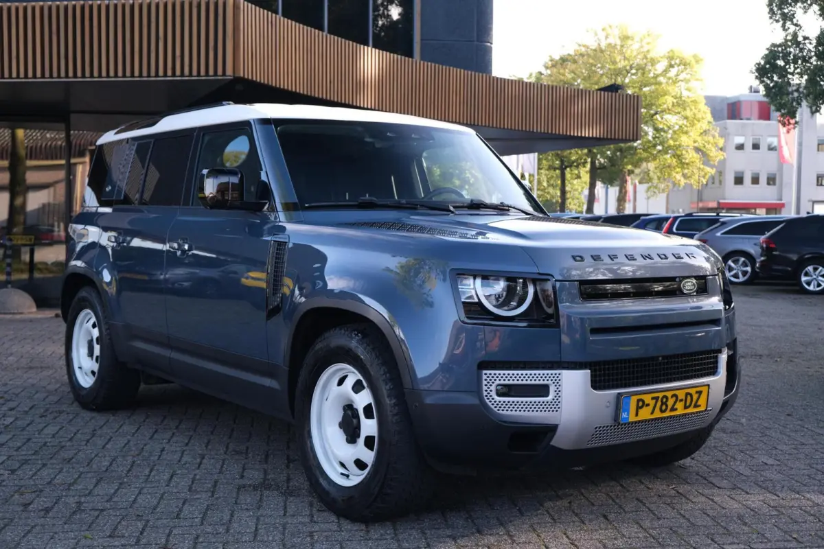 2.0 D240 S|RIJKLAAR!|360° Camera|LaneAssist|AppleCarplay|AndroidAuto|Keyless|4X4|Dealeronderhouden
