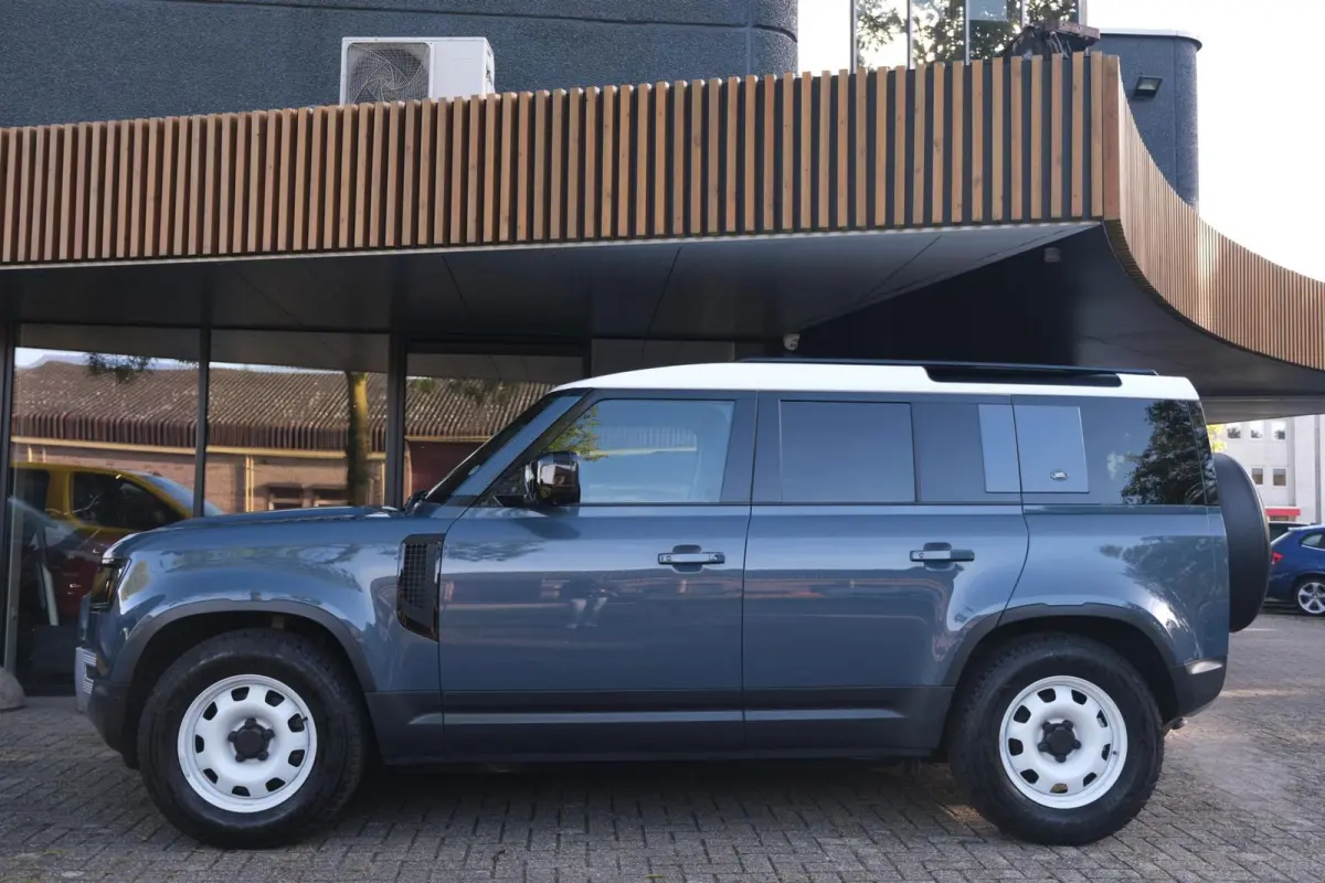 2.0 D240 S|RIJKLAAR!|360° Camera|LaneAssist|AppleCarplay|AndroidAuto|Keyless|4X4|Dealeronderhouden