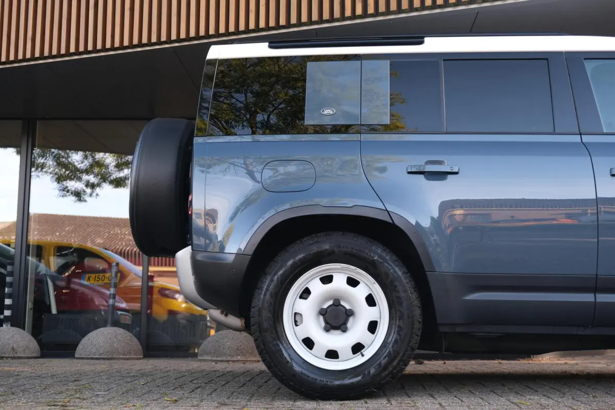 2.0 D240 S|RIJKLAAR!|360° Camera|LaneAssist|AppleCarplay|AndroidAuto|Keyless|4X4|Dealeronderhouden