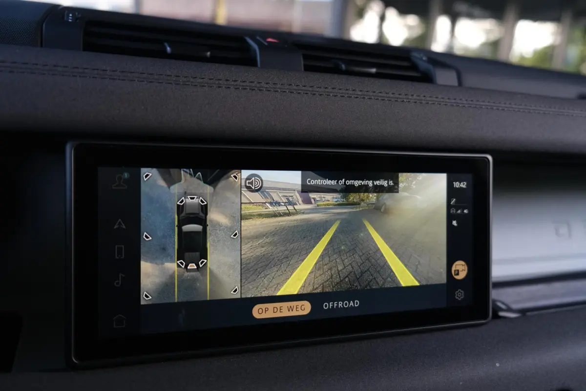 2.0 D240 S|RIJKLAAR!|360° Camera|LaneAssist|AppleCarplay|AndroidAuto|Keyless|4X4|Dealeronderhouden