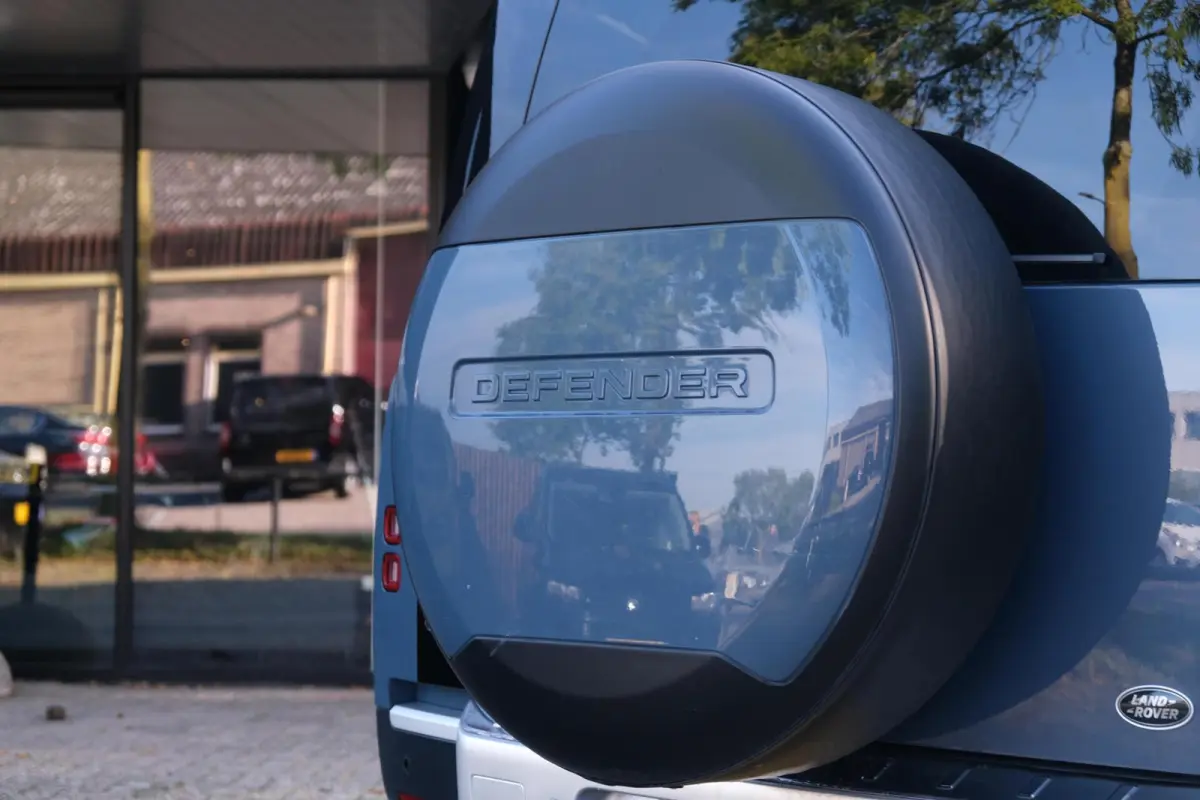 2.0 D240 S|RIJKLAAR!|360° Camera|LaneAssist|AppleCarplay|AndroidAuto|Keyless|4X4|Dealeronderhouden