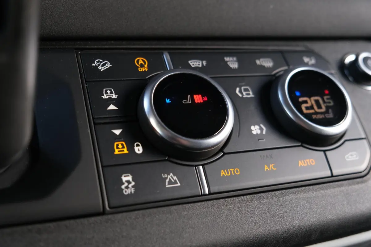 2.0 D240 S|RIJKLAAR!|360° Camera|LaneAssist|AppleCarplay|AndroidAuto|Keyless|4X4|Dealeronderhouden
