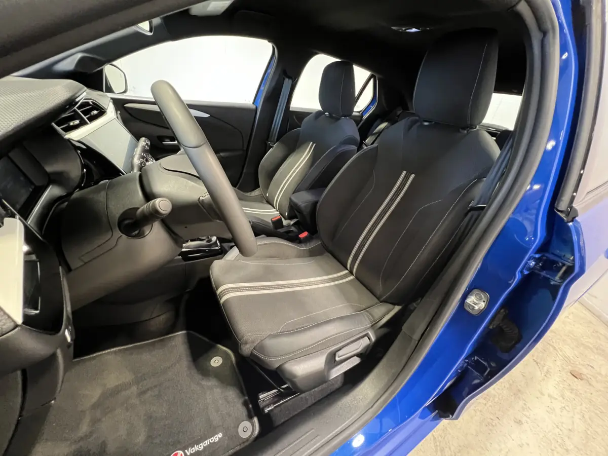 1.2 Turbo GS | Android Auto/Apple Carplay | LM Velgen 16" | Cruise Control | PDC Voor en Achter | Dodehoek Detector | Airco |
