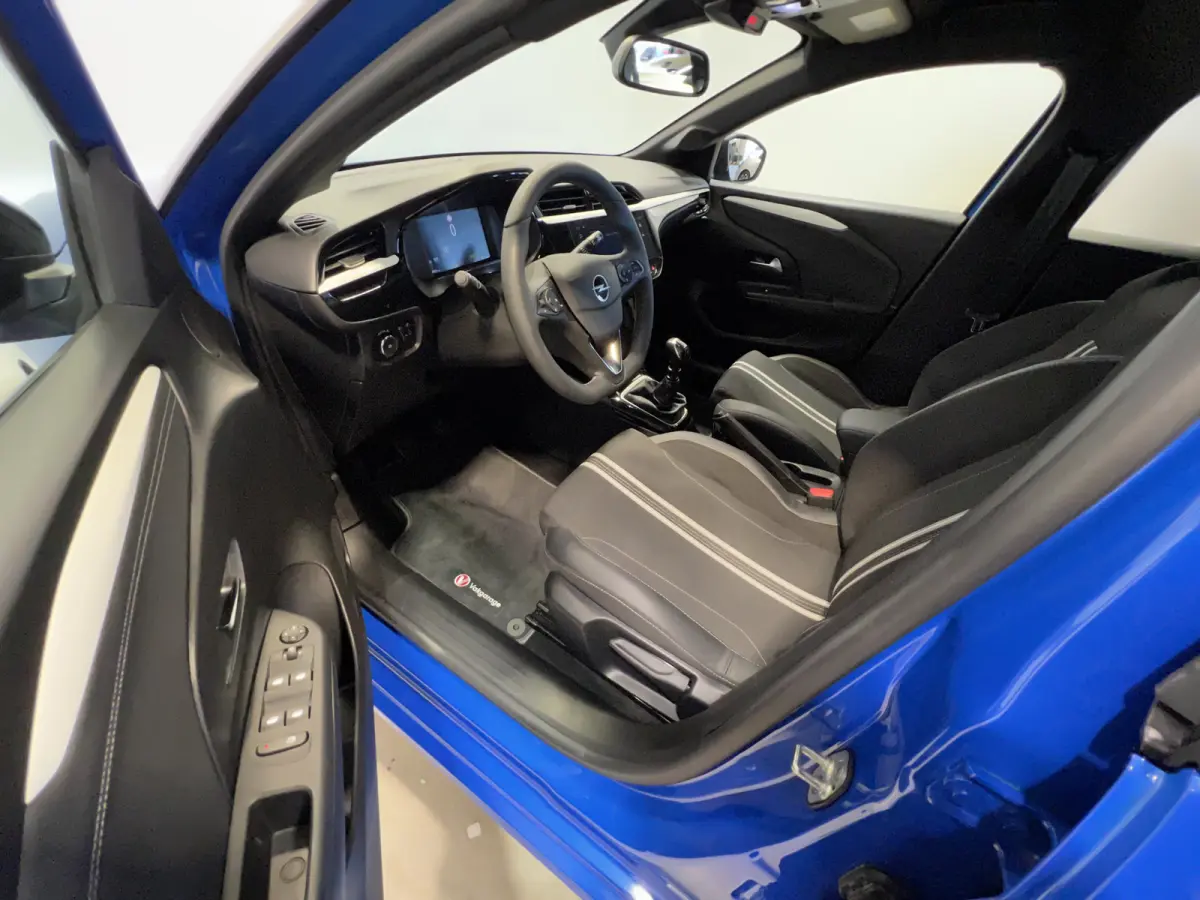 1.2 Turbo GS | Android Auto/Apple Carplay | LM Velgen 16" | Cruise Control | PDC Voor en Achter | Dodehoek Detector | Airco |