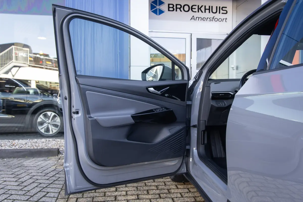 Pro 77 kWh | SOH 93%! | Trekhaak | Cruise control adaptief | Apple Carplay/Android Auto | Voorstoelen verwarmd | Parkeersensoren | Apple Carplay/Android Auto|telefoonintegratie premium | Cru