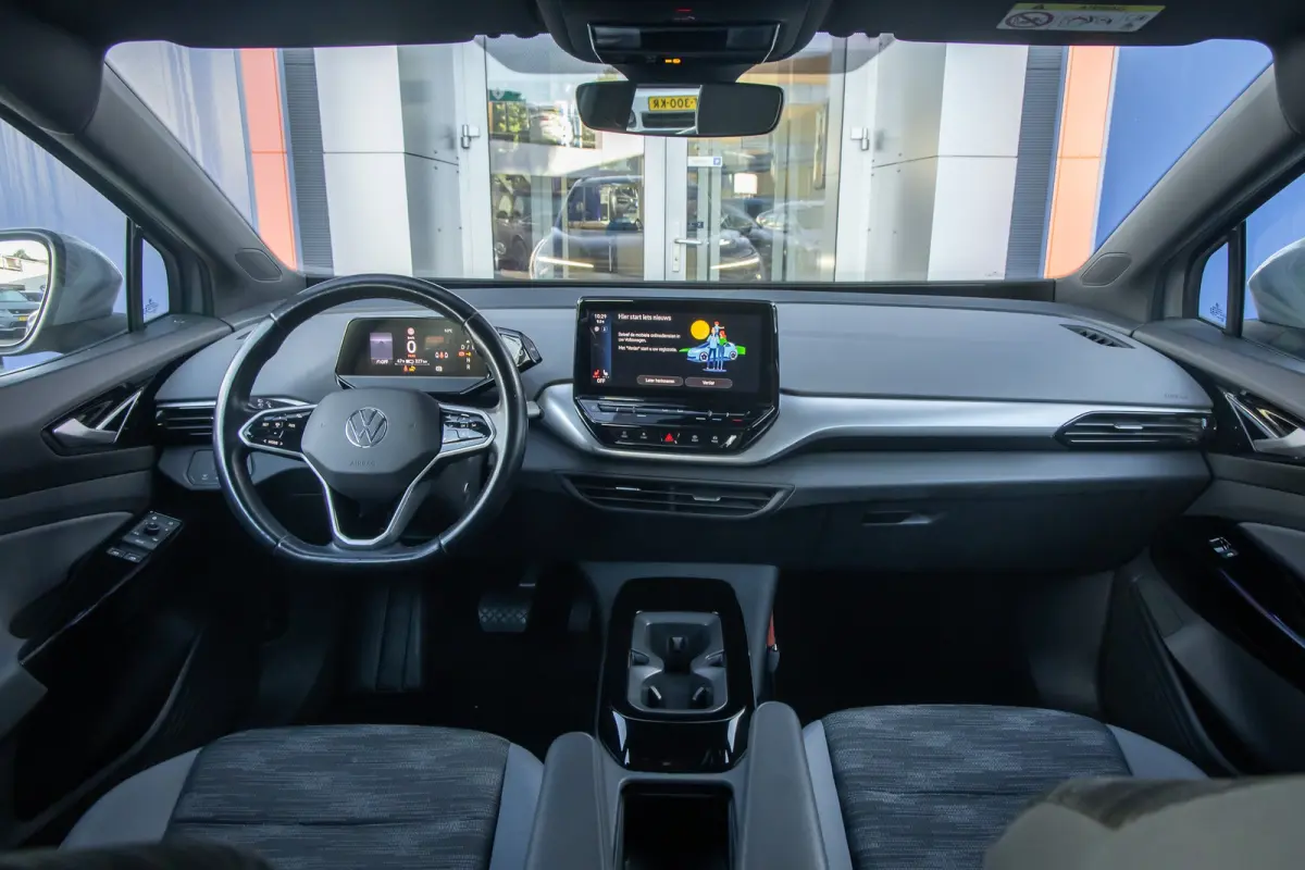 Pro 77 kWh | SOH 93%! | Trekhaak | Cruise control adaptief | Apple Carplay/Android Auto | Voorstoelen verwarmd | Parkeersensoren | Apple Carplay/Android Auto|telefoonintegratie premium | Cru