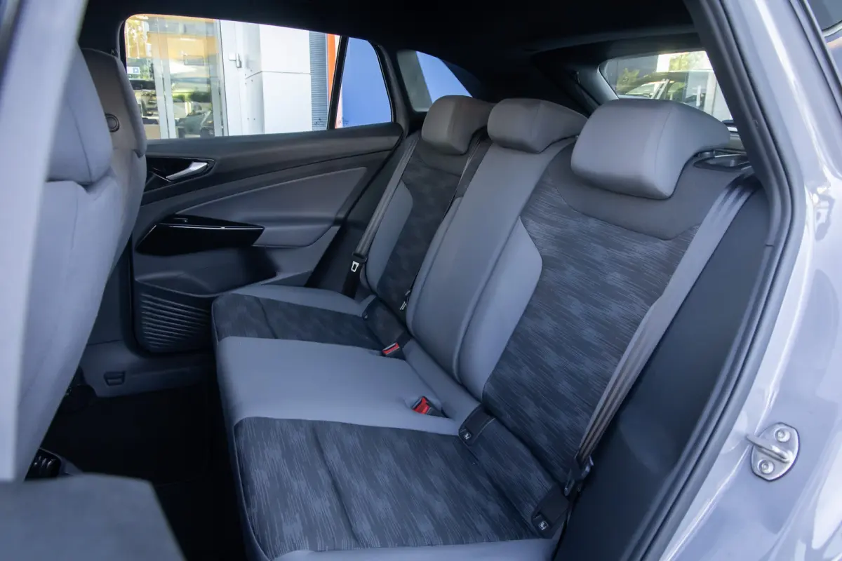 Pro 77 kWh | SOH 93%! | Trekhaak | Cruise control adaptief | Apple Carplay/Android Auto | Voorstoelen verwarmd | Parkeersensoren | Apple Carplay/Android Auto|telefoonintegratie premium | Cru