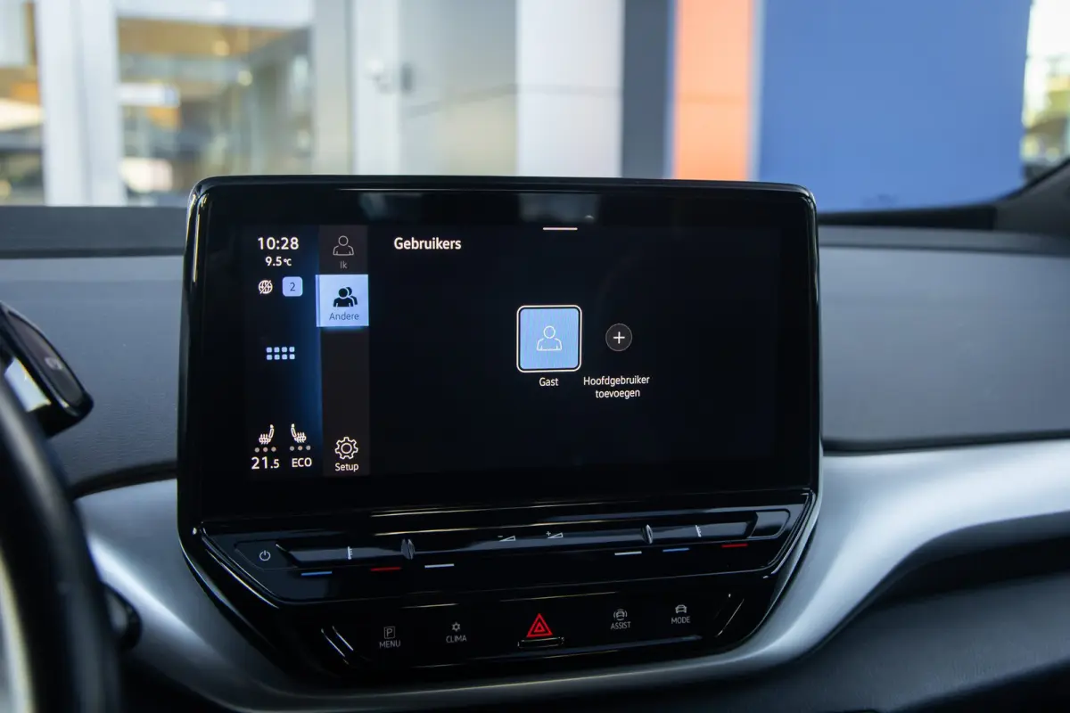 Pro 77 kWh | SOH 93%! | Trekhaak | Cruise control adaptief | Apple Carplay/Android Auto | Voorstoelen verwarmd | Parkeersensoren | Apple Carplay/Android Auto|telefoonintegratie premium | Cru
