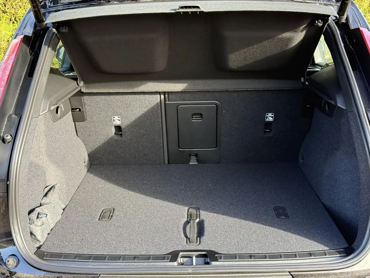 Single Motor Extended Range Plus Europa 82 kWh