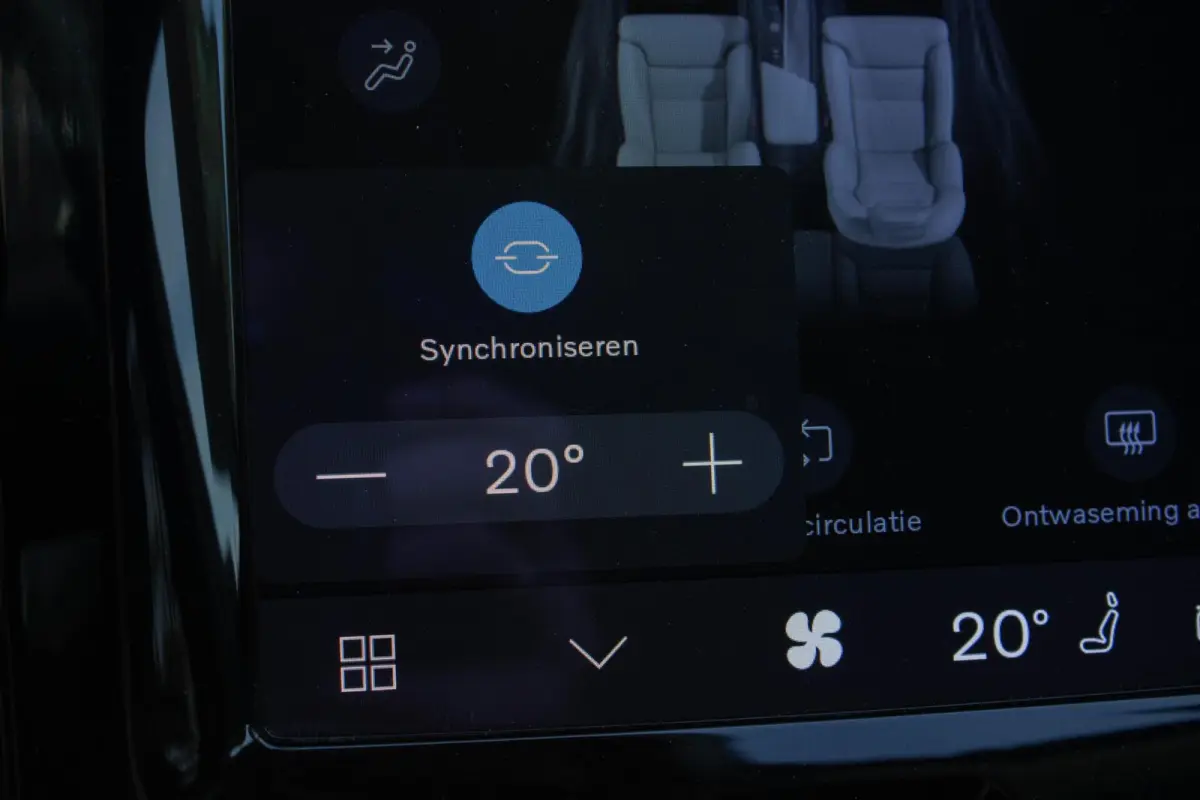 2.0 T6 PHEV AWD Long range Inscription Expression|Pano|Trekhaak|Camera|Harmann Kardon|