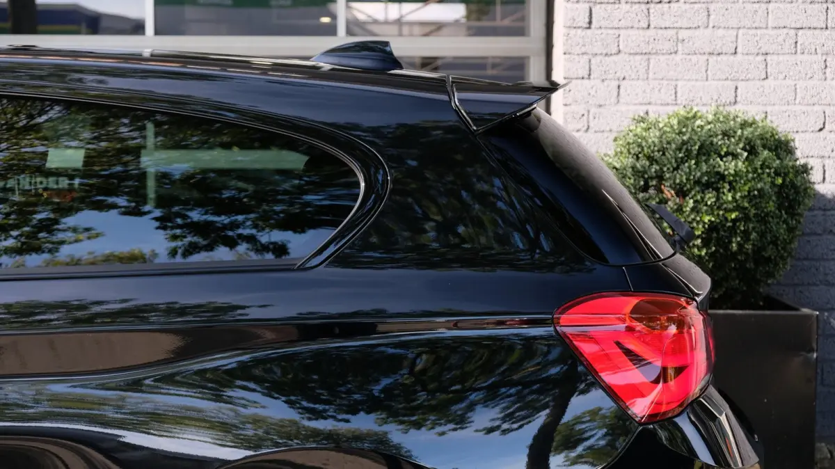 120i Edition M Sport Shadow High Executive