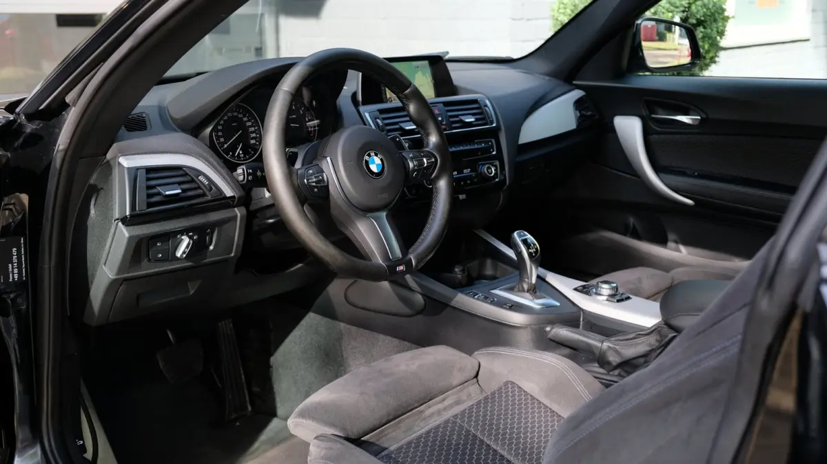 120i Edition M Sport Shadow High Executive