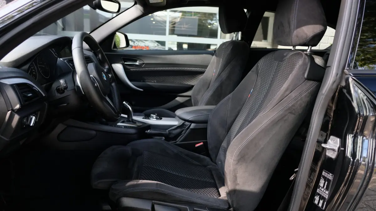 120i Edition M Sport Shadow High Executive