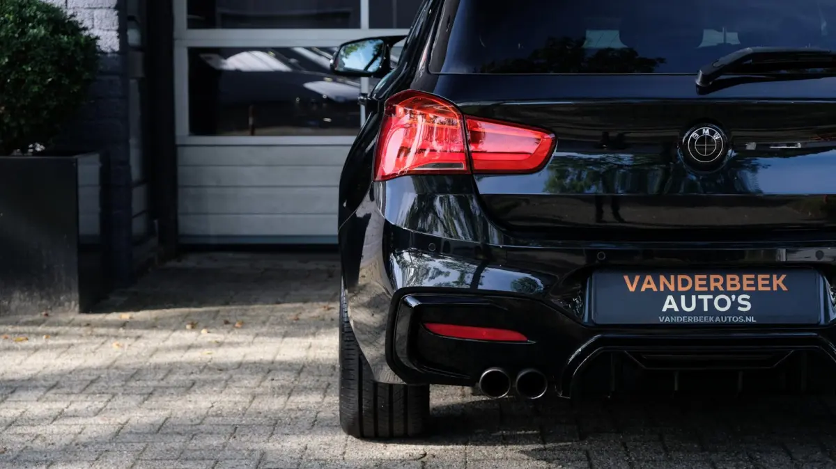 120i Edition M Sport Shadow High Executive
