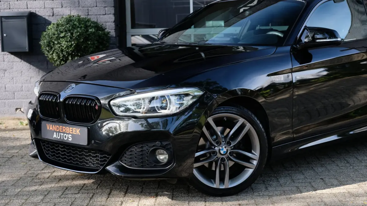 120i Edition M Sport Shadow High Executive