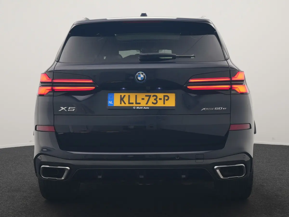 xDrive50e High Executive PHEV 490pk Dealer O.H. | Panodak Sky Lounge | M Sport | Luchtvering | Head Up | 360 Camera | Harman / Kardon | Nappa Lederen Comfortstoelen Memory & Verwarmd | Carbo